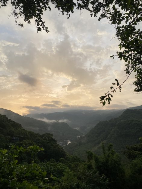 morning light on Taipei mountains 